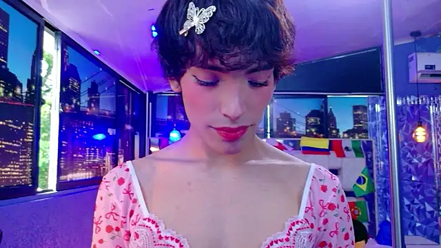 Snapshot of IsaacNovaa chatting on June 25, 2026, 8:57 pm IsaacNovaa online show from June 25, 2026, 8:57 pm