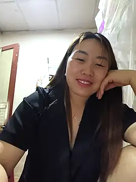 Snapshot of he-se-kin chatting on April 28, 2026, 12:53 am he-se-kin online show from April 28, 2026, 12:53 am