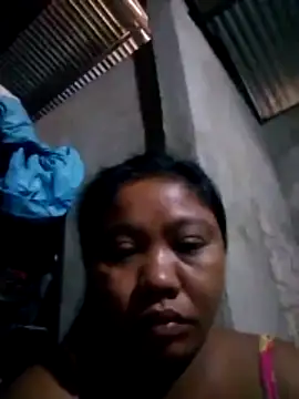 Snapshot of PinayCherry chatting on April 9, 2026, 10:15 pm PinayCherry online show from April 9, 2026, 10:15 pm