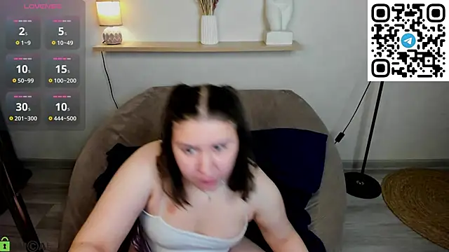 Snapshot of Maya_Raay chatting on May 24, 2026, 12:59 am Maya Raay online show from May 24, 2026, 12:59 am