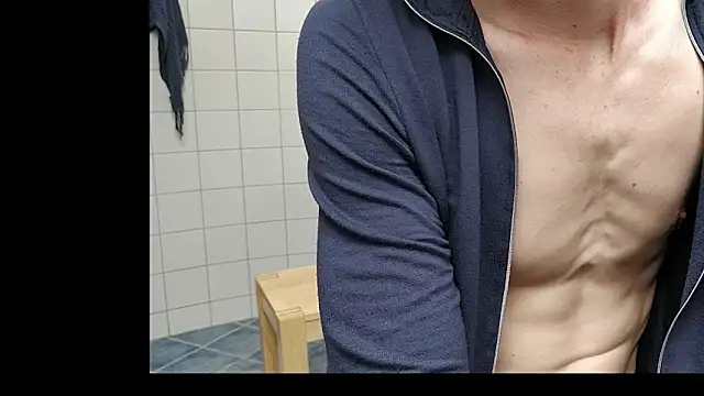 Snapshot of Luca_Sweet chatting on March 26, 2026, 1:28 pm Luca Sweet online show from March 26, 2026, 1:28 pm