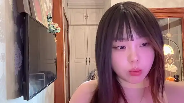 thelittlexx online show from May 3, 2026, 12:00 pm