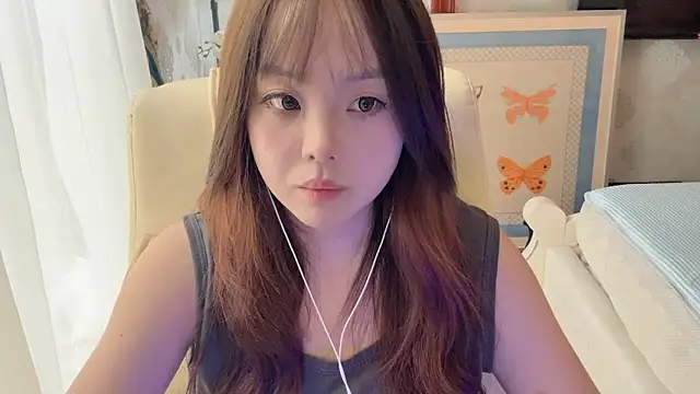 Snapshot of thelittlexx chatting on June 18, 2026, 8:25 am thelittlexx online show from June 18, 2026, 8:25 am