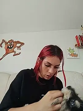 Derieri Blush online show from May 31, 2026, 2:46 pm