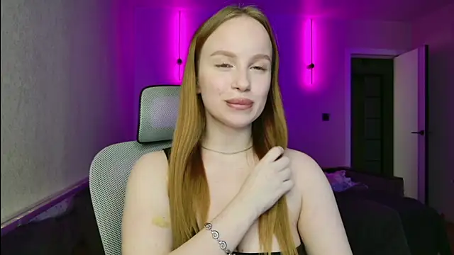 BunnyShinex online show from June 17, 2026, 3:24 pm