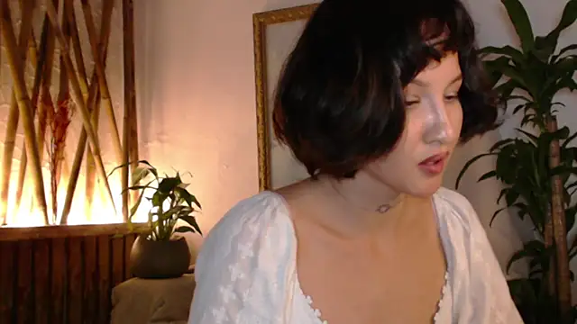 Snapshot of wanderwhitch chatting on June 20, 2026, 3:20 am wanderwhitch online show from June 20, 2026, 3:20 am