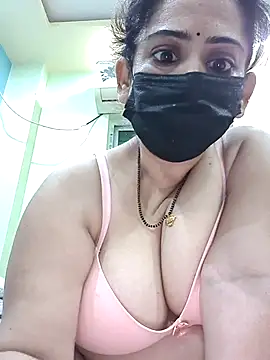 Snapshot of sonalidey5564 chatting on April 26, 2026, 2:37 pm sonalidey5564 online show from April 26, 2026, 2:37 pm