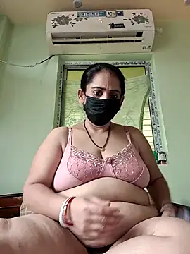 Snapshot of sonalidey5564 chatting on April 28, 2026, 8:52 am sonalidey5564 online show from April 28, 2026, 8:52 am