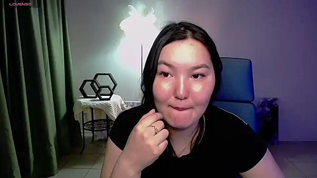 Snapshot of CamilaMartiez chatting on June 19, 2026, 12:09 pm CamilaMartiez online show from June 19, 2026, 12:09 pm