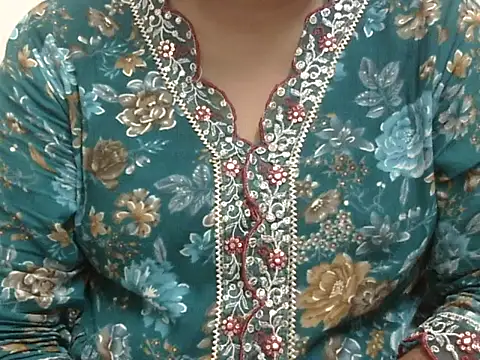 Snapshot of Sana_Khaan chatting on March 26, 2026, 11:16 am Sana Khaan online show from March 26, 2026, 11:16 am