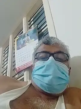 Snapshot of mature55 chatting on May 23, 2026, 2:10 pm mature55 online show from May 23, 2026, 2:10 pm