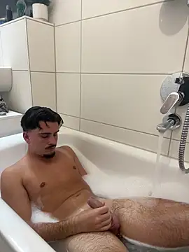 Snapshot of fuckkboy11 chatting on March 25, 2026, 6:36 pm fuckkboy11 online show from March 25, 2026, 6:36 pm