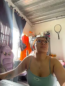 Snapshot of antonela_bb chatting on April 8, 2026, 1:00 pm antonela bb online show from April 8, 2026, 1:00 pm