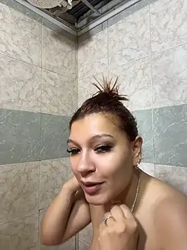 Snapshot of antonela_bb chatting on April 20, 2026, 11:24 am antonela bb online show from April 20, 2026, 11:24 am