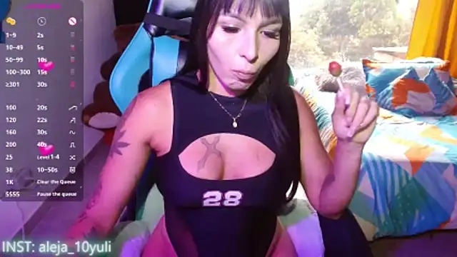 aleja 1028 online show from May 8, 2026, 10:04 pm