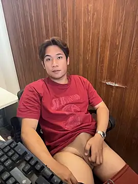 Snapshot of Titanryu chatting on April 20, 2026, 4:04 am Titanryu online show from April 20, 2026, 4:04 am