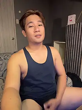 Snapshot of Titanryu chatting on June 17, 2026, 3:57 pm Titanryu online show from June 17, 2026, 3:57 pm