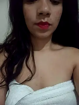 Snapshot of Morena__Florr chatting on April 24, 2026, 10:50 am Morena Florr online show from April 24, 2026, 10:50 am