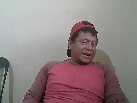 Luis-Armando online show from April 24, 2026, 3:47 pm