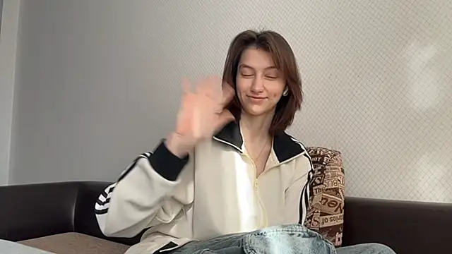 Aliceborderland online show from April 1, 2026, 7:42 am