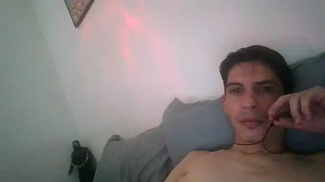 MarcTwinkVzla online show from May 13, 2026, 11:44 pm