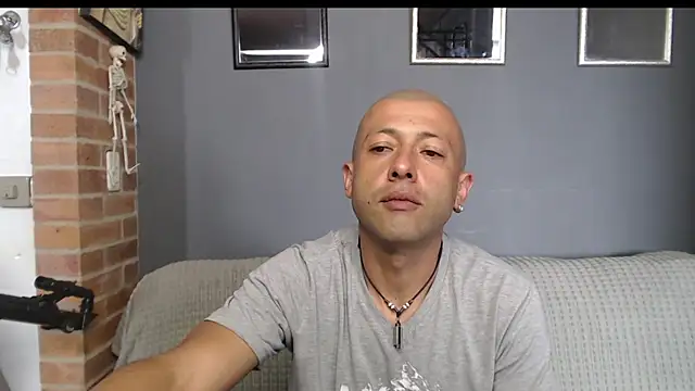 Snapshot of _bonnie_and_clyde chatting on July 11, 2026, 9:05 pm bonnie and clyde online show from July 11, 2026, 9:05 pm