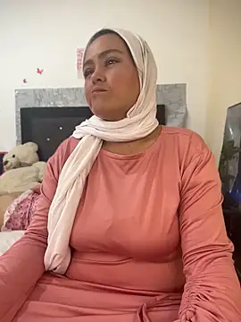 Snapshot of Marian_fadel chatting on May 26, 2026, 1:29 pm Marian fadel online show from May 26, 2026, 1:29 pm