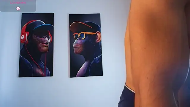 Snapshot of IamAxel03 chatting on March 28, 2026, 7:35 pm IamAxel03 online show from March 28, 2026, 7:35 pm