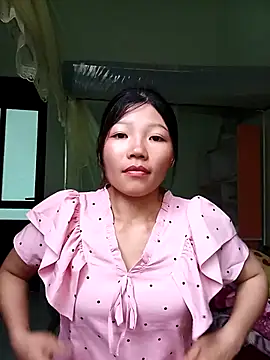 Snapshot of -Quyny- chatting on May 9, 2026, 5:34 am -Quyny- online show from May 9, 2026, 5:34 am