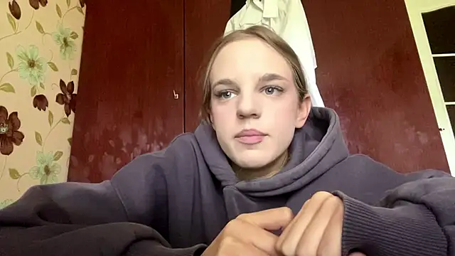 CindyOzga online show from March 28, 2026, 9:20 am