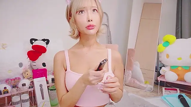 Snapshot of baby__cherry__ chatting on June 4, 2026, 12:22 pm baby cherry online show from June 4, 2026, 12:22 pm