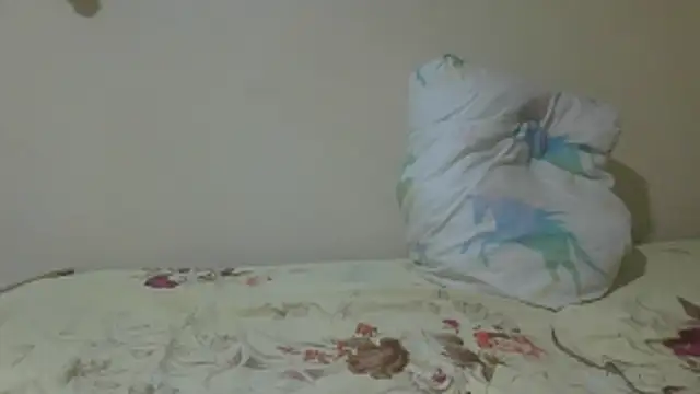 Snapshot of BabyWethu12 chatting on April 15, 2026, 4:47 pm BabyWethu12 online show from April 15, 2026, 4:47 pm