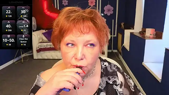 Snapshot of Kira_Kingslee chatting on May 4, 2026, 11:06 am Kira Kingslee online show from May 4, 2026, 11:06 am