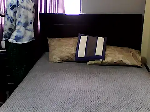 Snapshot of Paul_Velvet chatting on April 29, 2026, 2:21 pm Paul Velvet online show from April 29, 2026, 2:21 pm