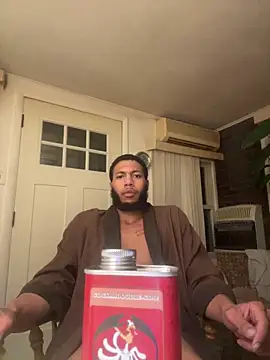 Snapshot of ThisTheRealD chatting on April 28, 2026, 6:40 am ThisTheRealD online show from April 28, 2026, 6:40 am