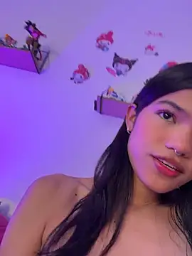 Snapshot of Emycarver09_ chatting on May 14, 2026, 12:34 pm Emycarver09 online show from May 14, 2026, 12:34 pm