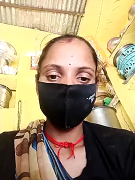 Snapshot of Sapnaroy1213 chatting on May 10, 2026, 2:39 am Sapnaroy1213 online show from May 10, 2026, 2:39 am