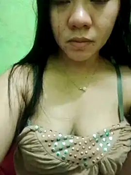 sweety honey27 online show from April 5, 2026, 12:35 pm