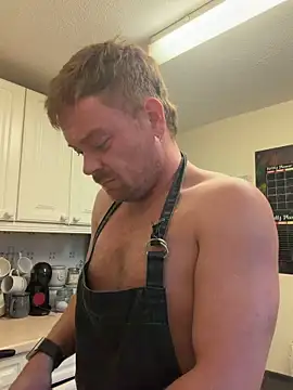 FarmingMangler online show from March 28, 2026, 6:29 pm