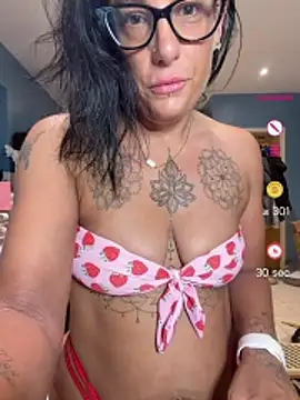 Snapshot of IvyBelleMilf chatting on July 12, 2026, 3:41 am IvyBelleMilf online show from July 12, 2026, 3:41 am