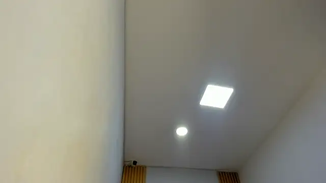 mastermorenohot1 online show from April 27, 2026, 1:58 am