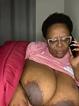 BoobsQueeen online show from July 21, 2026, 3:14 pm