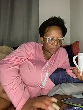 BoobsQueeen online show from July 22, 2026, 4:15 am
