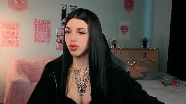 Snapshot of molly_rettyy chatting on May 11, 2026, 3:45 am molly rettyy online show from May 11, 2026, 3:45 am