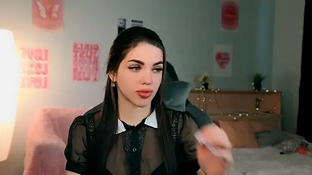Snapshot of molly_rettyy chatting on May 14, 2026, 4:30 am molly rettyy online show from May 14, 2026, 4:30 am