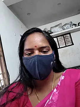 Snapshot of Tamil_Sangeetha chatting on April 6, 2026, 1:58 am Tamil Sangeetha online show from April 6, 2026, 1:58 am