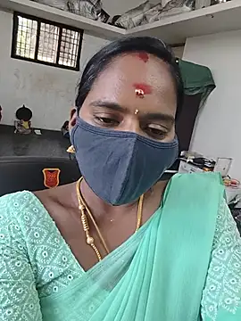 Snapshot of Tamil_Sangeetha chatting on July 7, 2026, 11:03 am Tamil Sangeetha online show from July 7, 2026, 11:03 am