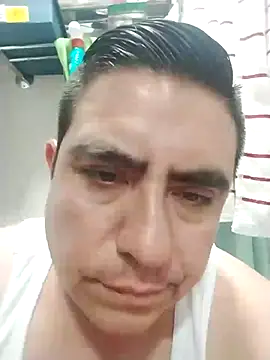 Manuel3910 online show from April 22, 2026, 4:15 am