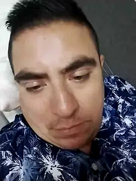 Manuel3910 online show from May 11, 2026, 5:13 am