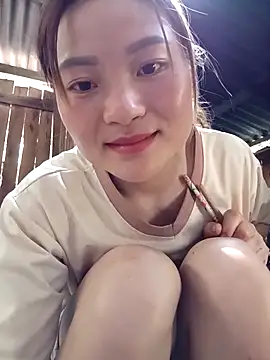 Snapshot of -Tipo- chatting on March 31, 2026, 4:02 am -Tipo- online show from March 31, 2026, 4:02 am